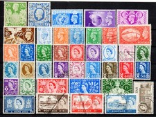 ANGLETERRE 1941 - 1960 / 40 TIMBRES / DES VALEURS INTERESSANTES