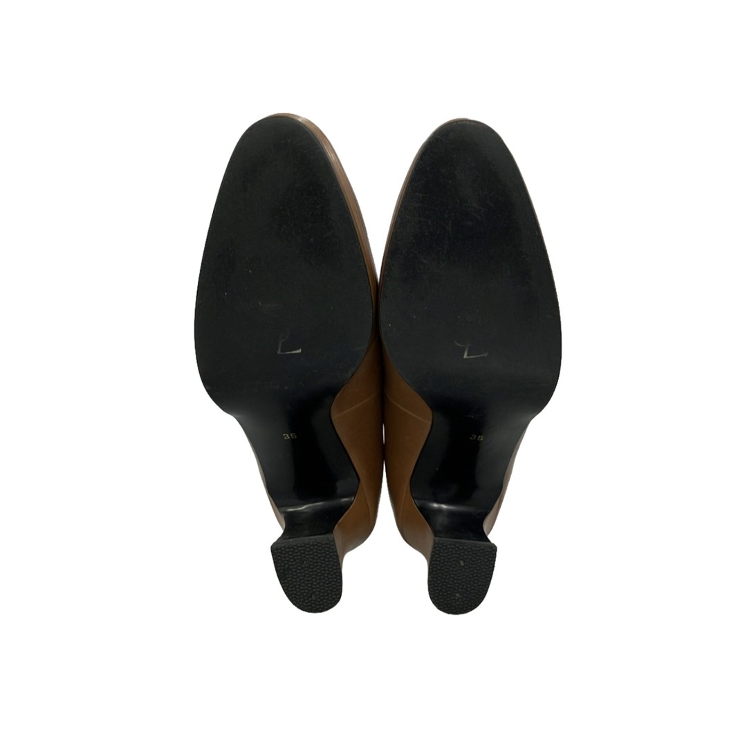 Decolte Yves Saint Laurent dettagli danneggiati rughe sporco graffi e graffi 91