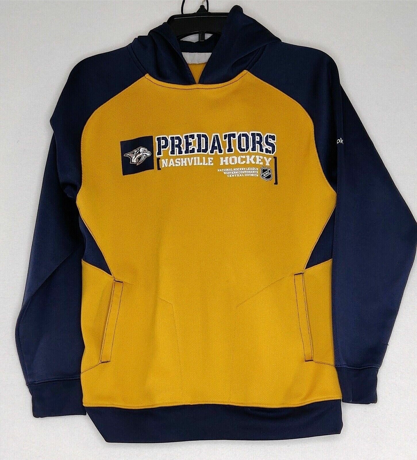 Reebok Predators Hoodie Boys Large (14-16) Yellow Navy Nashville Hockey NHL