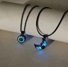 2pcs Glowing Moon&Sun Projection Couple Necklaces &ldquo;I Love You&rdquo; in 100 Languages