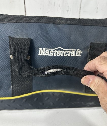 MASTERCRAFT 18V CORDLESS COMPACT IMPACT DRIVER DRILL 054-1221-0 W/ 2 BATTERIES - Picture 15 of 16