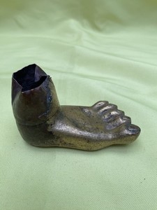 Gilded Buddha's feet