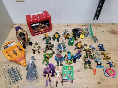 Nice Lot Of Vintage Toys.  Figures,Accessories. Tmnt,mmpr,motu,Rambo Lunch Box