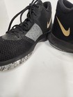 Foto 12 di 17