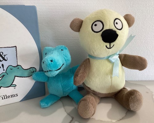Mo Willems "Hooray for Amanda & Her Alligator" LIBRO + ALLIGATORE & PANDA peluche - Foto 2 di 12
