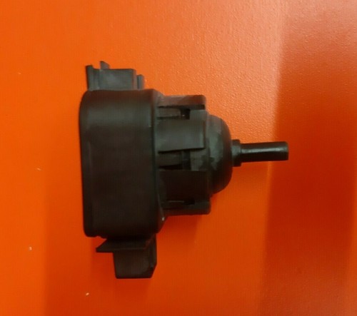 Waschmaschine ZANUSSI ZWI1125 Druckschalter