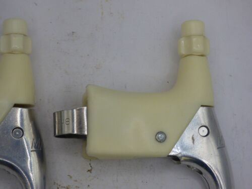 MAFAC COURSE 130 BRAKE LEVERS - WHITE BODIES (For Peugeot) - NOS - RARE - Imagen 2 de 11