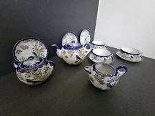 Vintage Japan Tea Set  Includes Tea Pot/ Cup/Saucers/Creamer/Sugar Bowl 