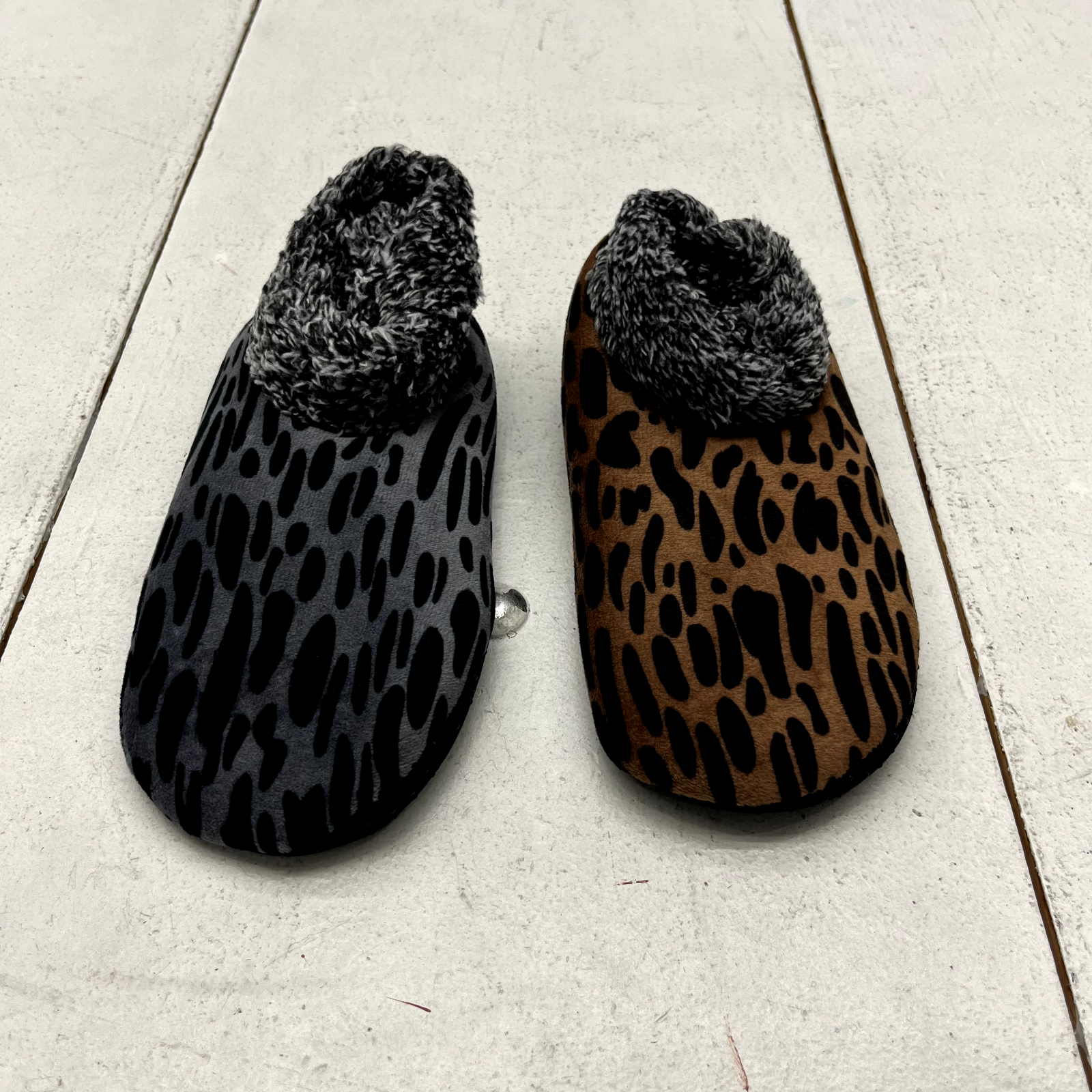 Brown & Gray 2 Pairs Leopard Print Slipper Socks Women's One Size NEW