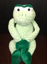 VGUC-13 2003 CommonWealth plush green white polka dot plush frog