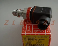 ONE NEW- DANFOSS 064G6585 Pressure Transmitter