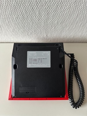 BeoCom 1000 / Bang Olufsen (B&O) / Vintage phone from 1986 in