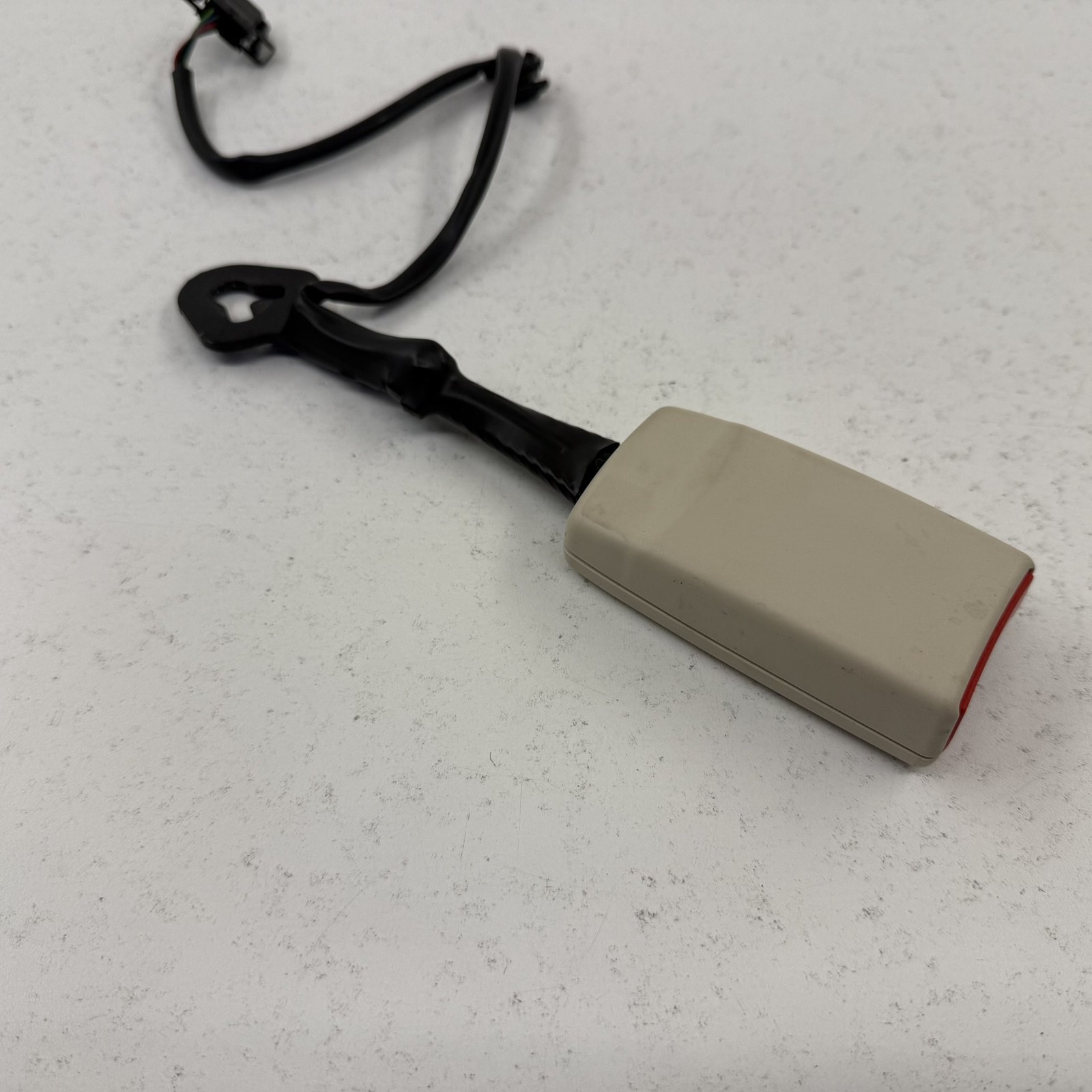 Bentley Flying Spur 2014-2018 Front Right Seat belt buckle