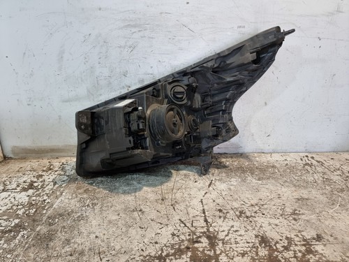 Vauxhall Vivaro Headlight Front Right Drivers O/S Halogen 2015 MK2 1LE011565-14 - Picture 15 of 24