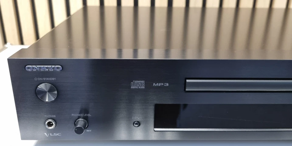 Onkyo C-7030 Compact Disc Player - Schwarz - Hifi CD Player - Bild 2 von 4