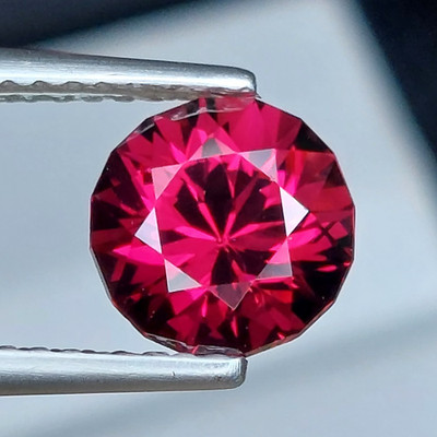 1.71Cts STUNNING ROUND CUSTOM CUT NATURAL RHODOLITE GARNET LOOSE GEMSTONE
