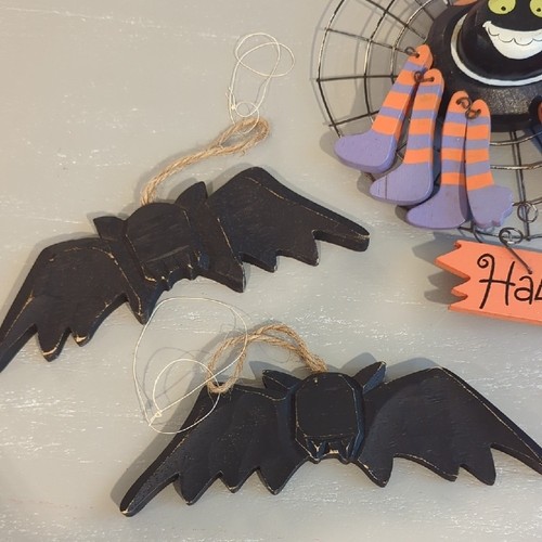 Halloween Hanging Decor Set with Spider, Bats and Pumpkin - Picture 4 of 5