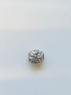 Chamilia Flower Charm. Sterling Silver 925. Genuine