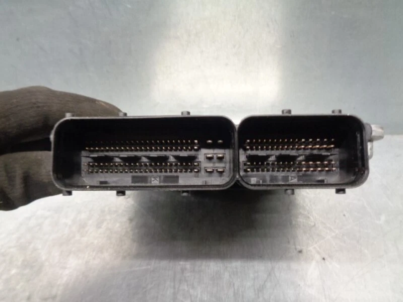 03L906019A centralina motore per SEAT EXEO ST (3R5)(2009 ) 2.0 TDI 2009 4189078 - Immagine 3 di 4