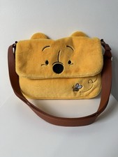 Disney Winnie the Pooh Plush Figural Crossbody Bag Embroidered Bee Face