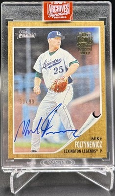 2019 Topps Archives Signature Series Active Player Edition Buybacks - Mike...