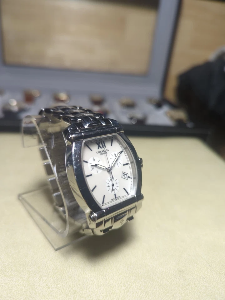 Charriol Colombus Chrono Tonneau Qtz. MOP Dial w/Date Near Mint RARE - Image 4 of 4