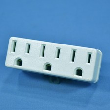 Leviton White Triple Tap Outlet Grounding Adapter Power Splitter 15A Bulk 698-W