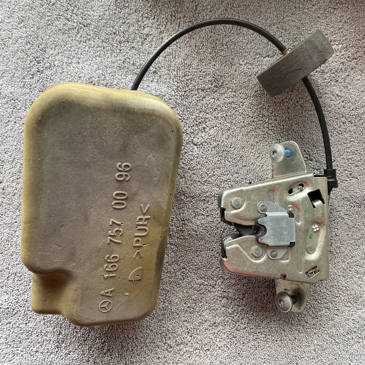 A1667570096 MERCEDES GL X166 REAR TAILGATE LOCK ACTUATOR OEM | eBay