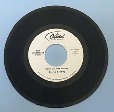 Dierks Bentley " Come A Little Closer / Lots Of Lovin’ Left To Do "  45 vinyl