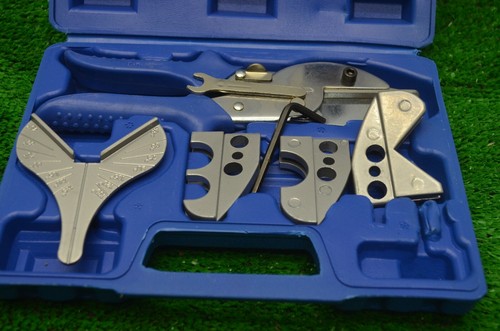COFFRET PINCE CISAILLE BOIS PLINTHES PROFILE TUYAUX PVC - Imagen 2 de 3