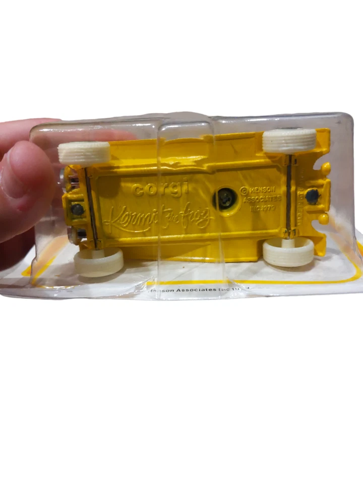 CORGI D2030 KERMIT'S CAR EXCELLENT ON CARD Muppet Show Toy NEW 1979 Die-cast Car - Image 4 of 4