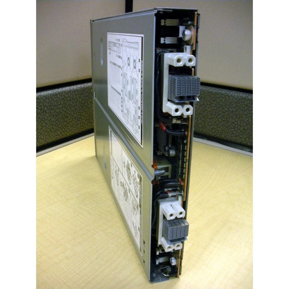 AD399A HP Integrity BL860c i2 Blade Server 2x 1.6GHz QC 9340 16GB - Image 2 of 3