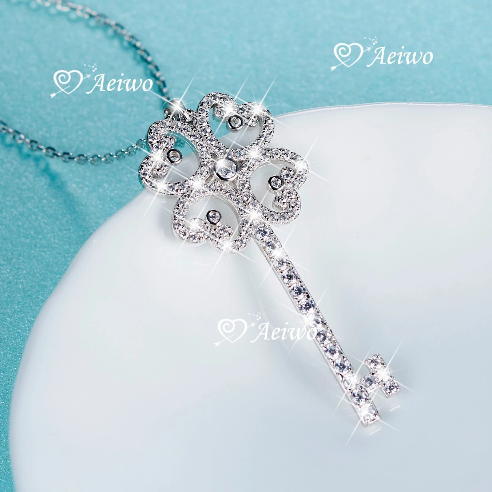 925 sterling silver simulated diamond pendant chain necklace Love heart key 38cm image 3