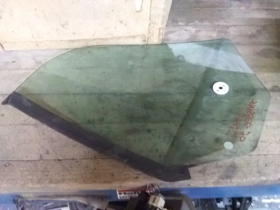 CHRYSLER SEBRING CONVERTIBLE PASSENGER SIDE QUARTER WINDOW GLASS OEM 2003-2006 - Image 4 of 4