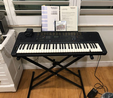 Technics PCM Keyboard KN750 w/Stand, Pedal, and Manuals
