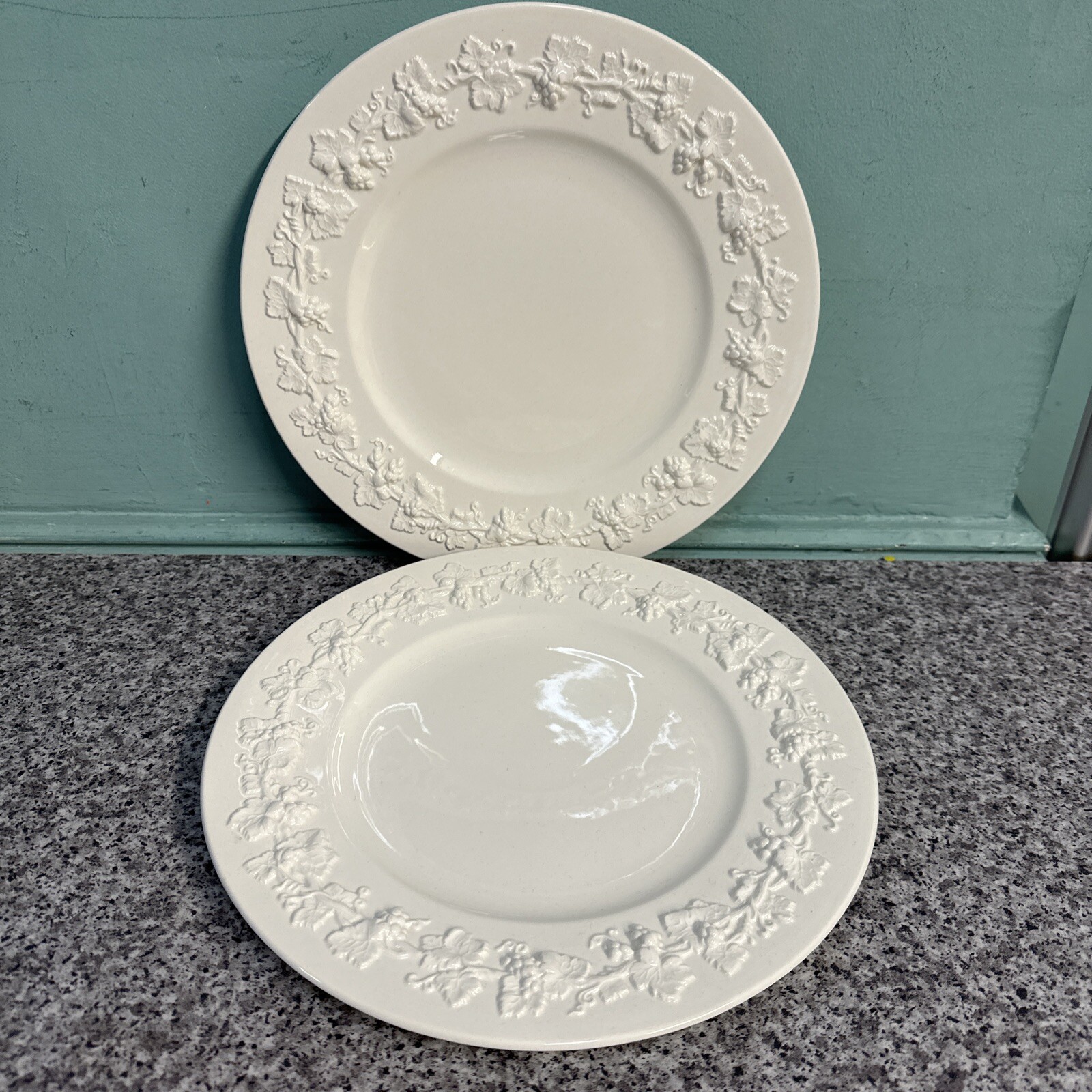 Wedgewood Queensware Dinner Plate Grape leave 9” eBay