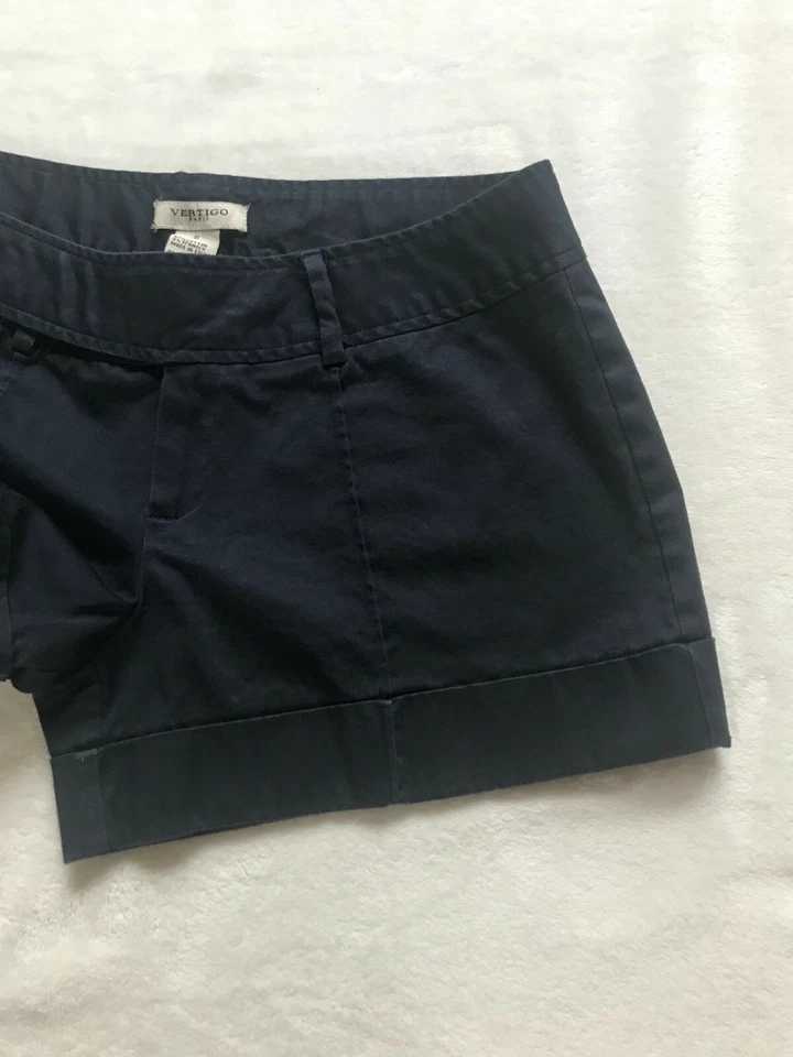 Pantalones Cortos Vertigo Paris Para Mujer Azul Marino 3.5" Entrepierna Elastizados Talla 6 Cintura 31" Usados en Excelente Condición Foto 4 de 4