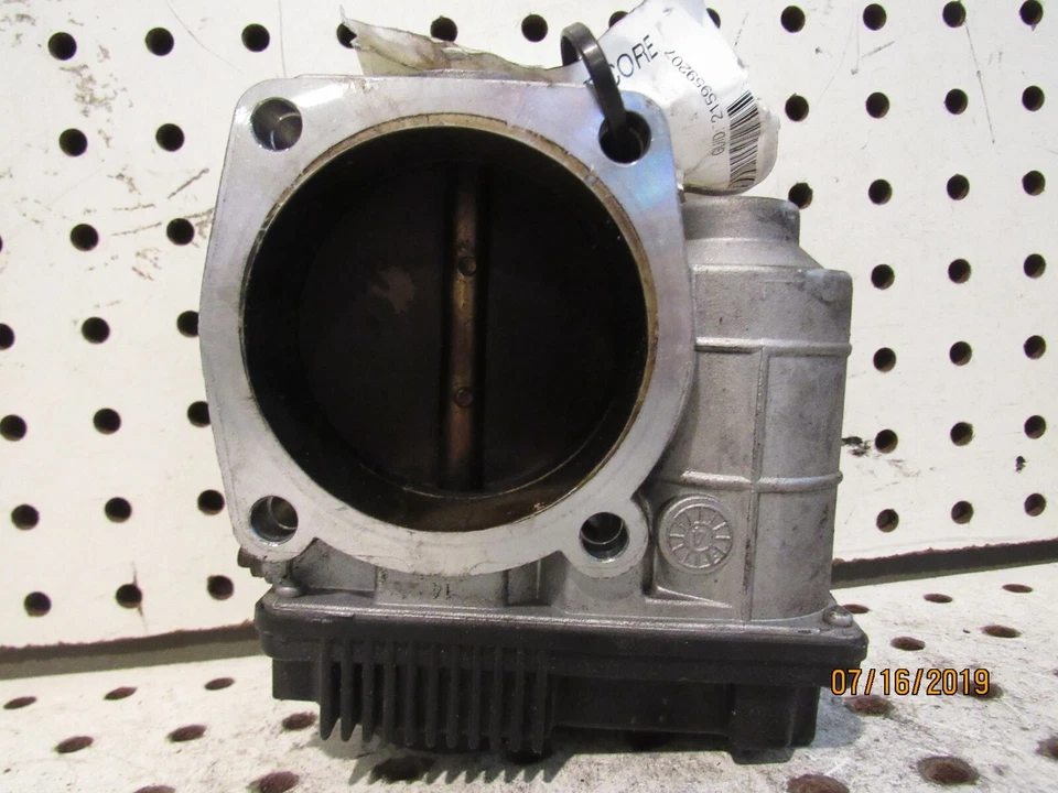 Conjunto de carroceria do acelerador Nissan Maxima 2005 fabricante de equipamento original - Imagem 2 de 3