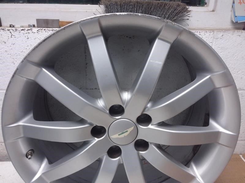 2006 ASTON MARTIN DB9 B.CONDITION 19x8.5 RIM OEM 10 SPOKE FRONT WHEEL