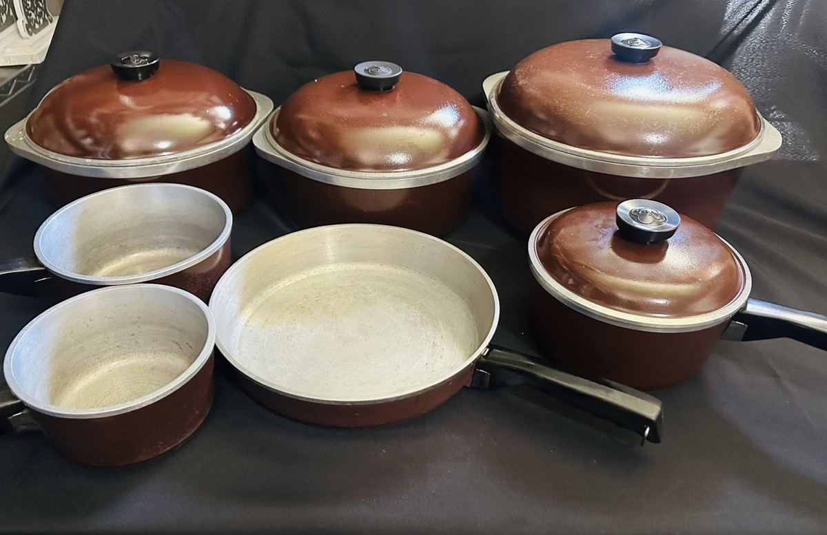 VINTAGE CLUB PANS COOKWARE SET ~ 11 PIECE Aluminum Brown Cookware