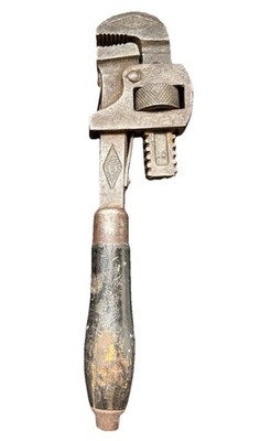 Antique Wood Handle Stillson #10 Pipe Wrench By The Walworth Mfg. Co.
