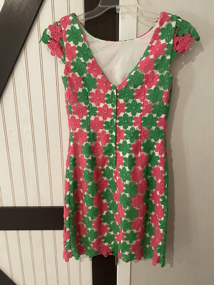 Vestido Lilly Pulitzer Barbara Dos Tonos Encaje Verde Verdaderamente Pétalo Encaje Talla 2 Foto 4 de 4
