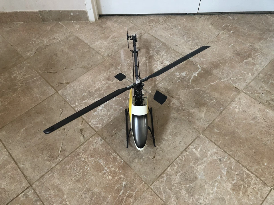 Un Hélicoptère RC Modèle De Base Pour Trex 450 Pro Sans Partie Électronique Neuf - Photo 2/4