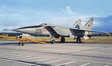 Mikoyan-Gurevich Mig-25 Mig25 FOXBAT Rusia Escritorio Madera Avión Modelo Pequeño 1/100
