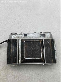 Vintage Kodak Retina IIa Black Silver Rangefinder Film Camera w/Wrist Strap