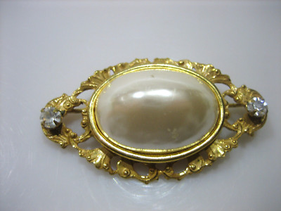 VINTAGE MIRIAM HASKELL SIGNED FAUX PEARL RHINESTONE BROOCH