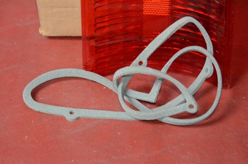 NOS 1965 Chrysler 300 LH Tail Lamp LENS Taillight Newport New Yorker Mopar - Picture 3 of 8