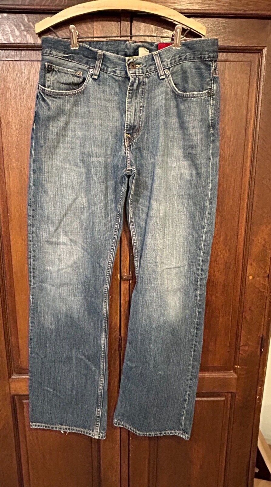 Picture 4 of 11