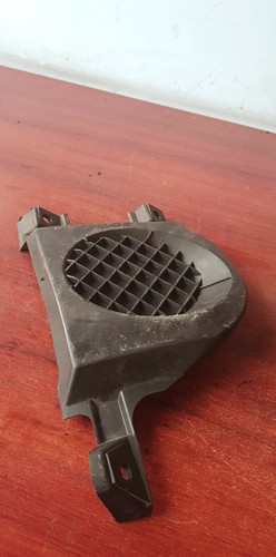 BMW 1er E87 Stoßstange vorne Blende links Nebelscheinwerfer Blende Abdeckkappe N/S 7058461