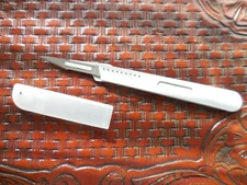 #11 SCALPLE KNIFE STAINLESS STEEL LEATHER WORK W/EDGE GUARD NOT FOR HUMAN USE